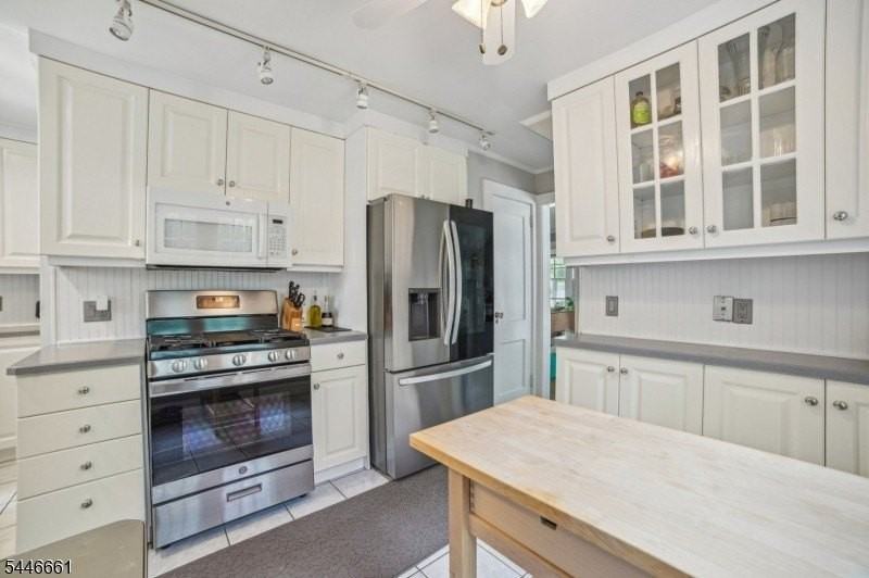 14 Edgewood Ter - Photo 7 of 23