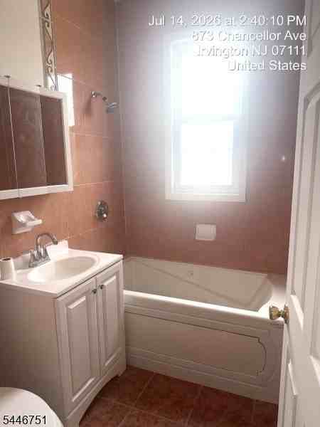 873 Chancellor Ave - Photo 3 of 7