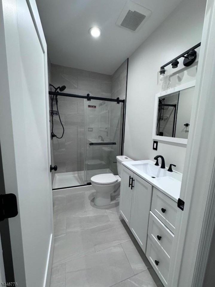 265 N 11th St - Photo 3 of 8