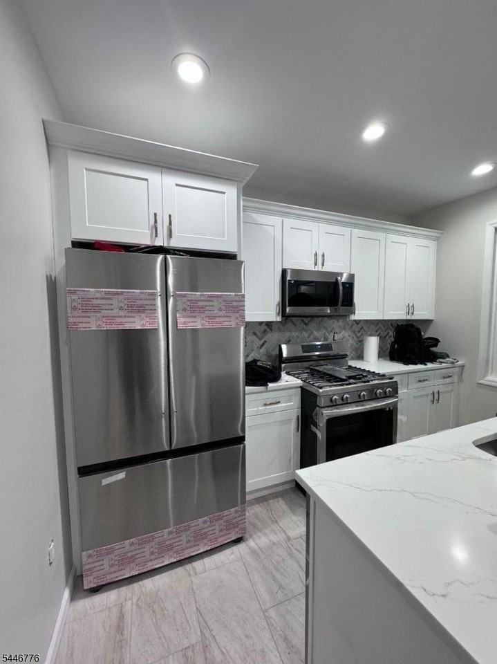 265 N 11th St - Photo 4 of 8