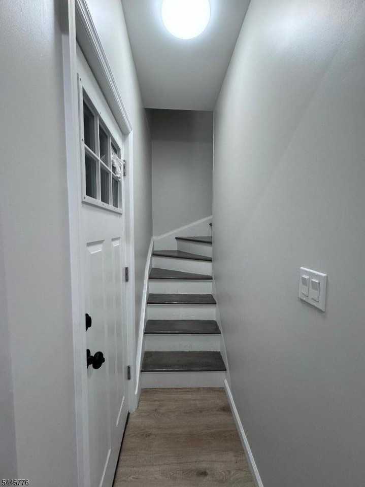 265 N 11th St - Photo 6 of 8