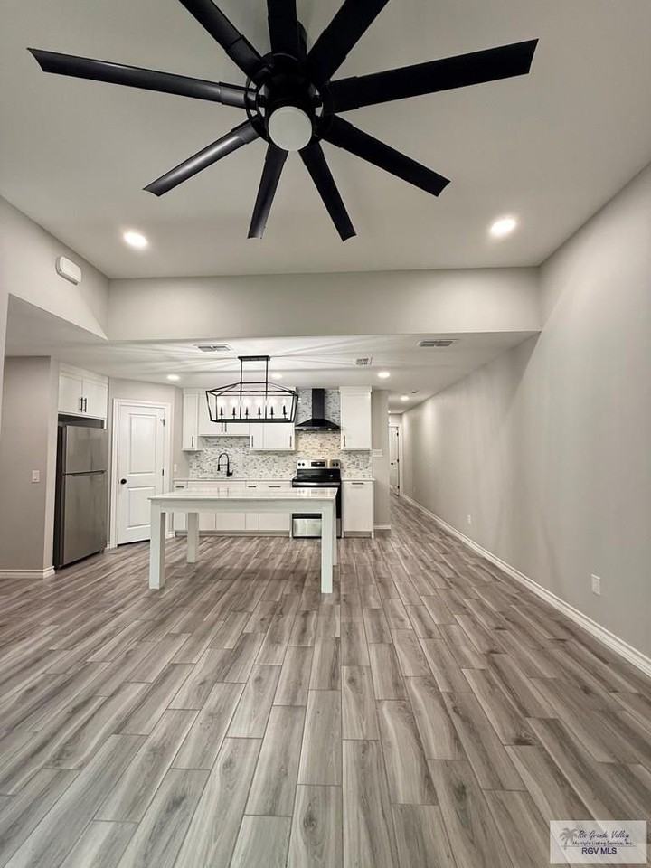 2745 Cottage Dr - Photo 7 of 18