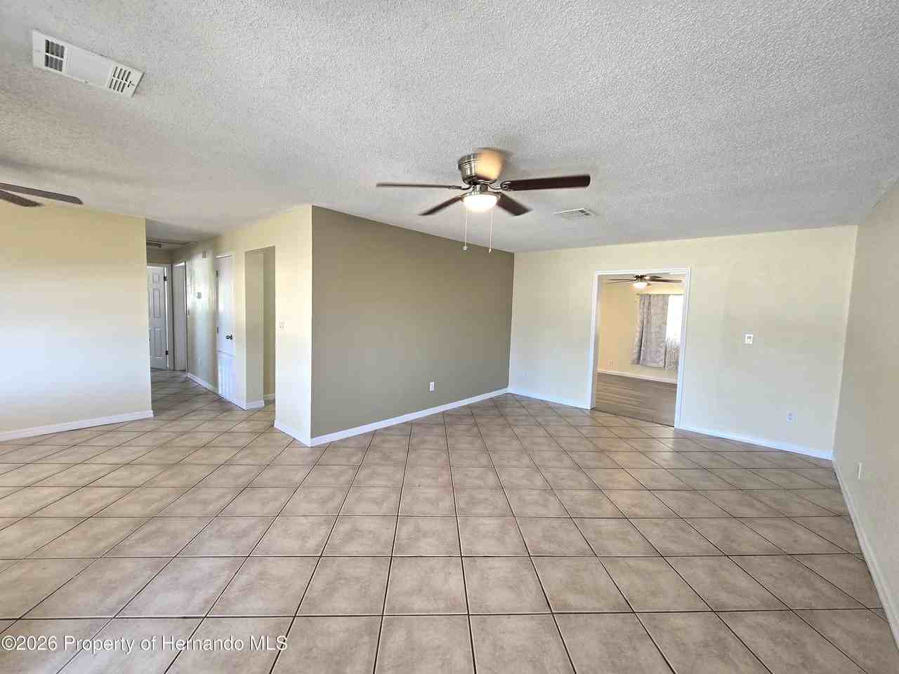 4428 Cynthia Ln - Photo 3 of 23
