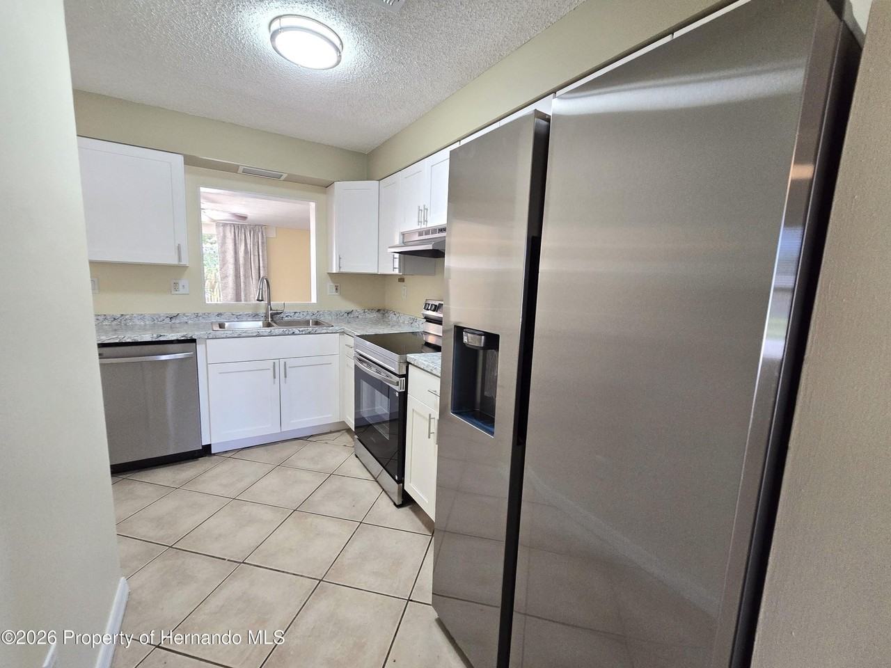 4428 Cynthia Ln - Photo 7 of 23