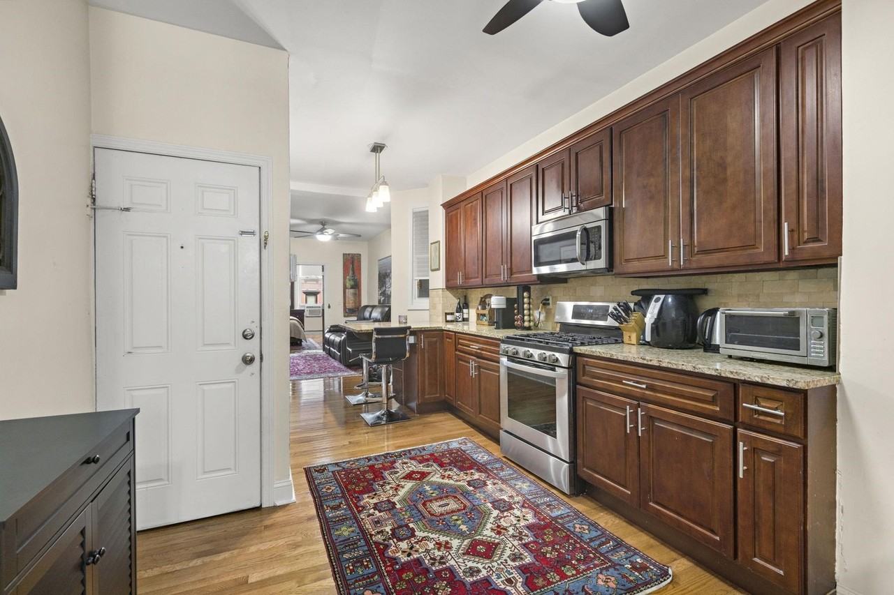 211 Adams St #5-3N - Photo 2 of 14