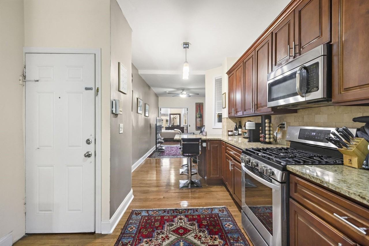 211 Adams St #5-3N - Photo 3 of 14