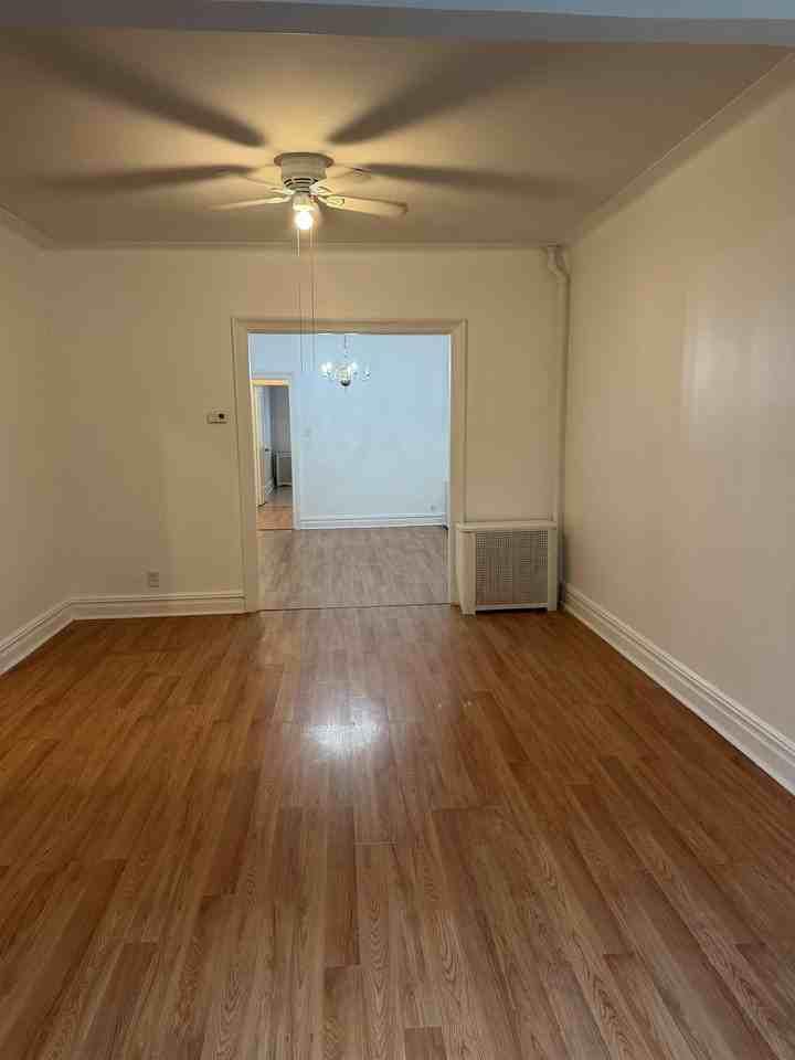 187 W 48th St - Photo 4 of 18