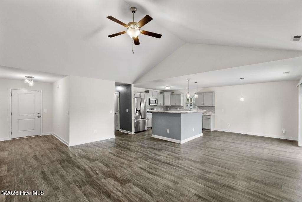 514 Isaac Branch Dr - Photo 4 of 27