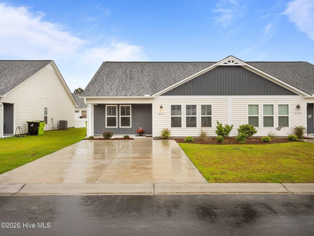 602 Villa Cv - Photo 3 of 43