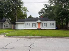 206 Queens Rd - Photo 1 of 1