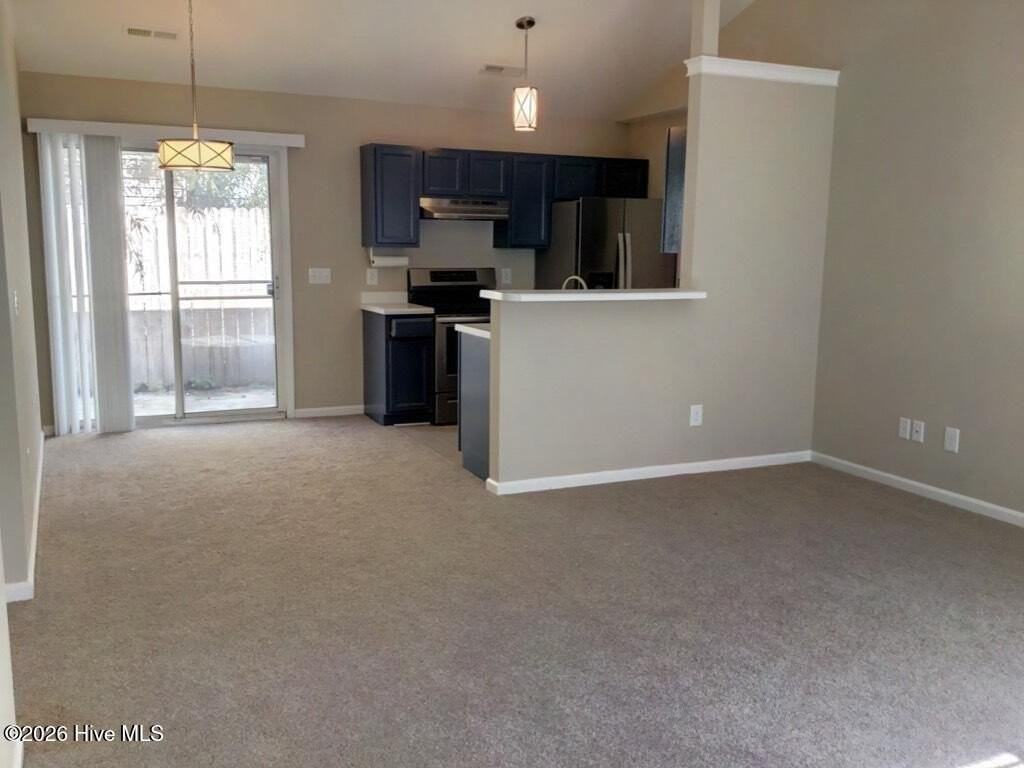 733 Grathwol Dr - Photo 4 of 15