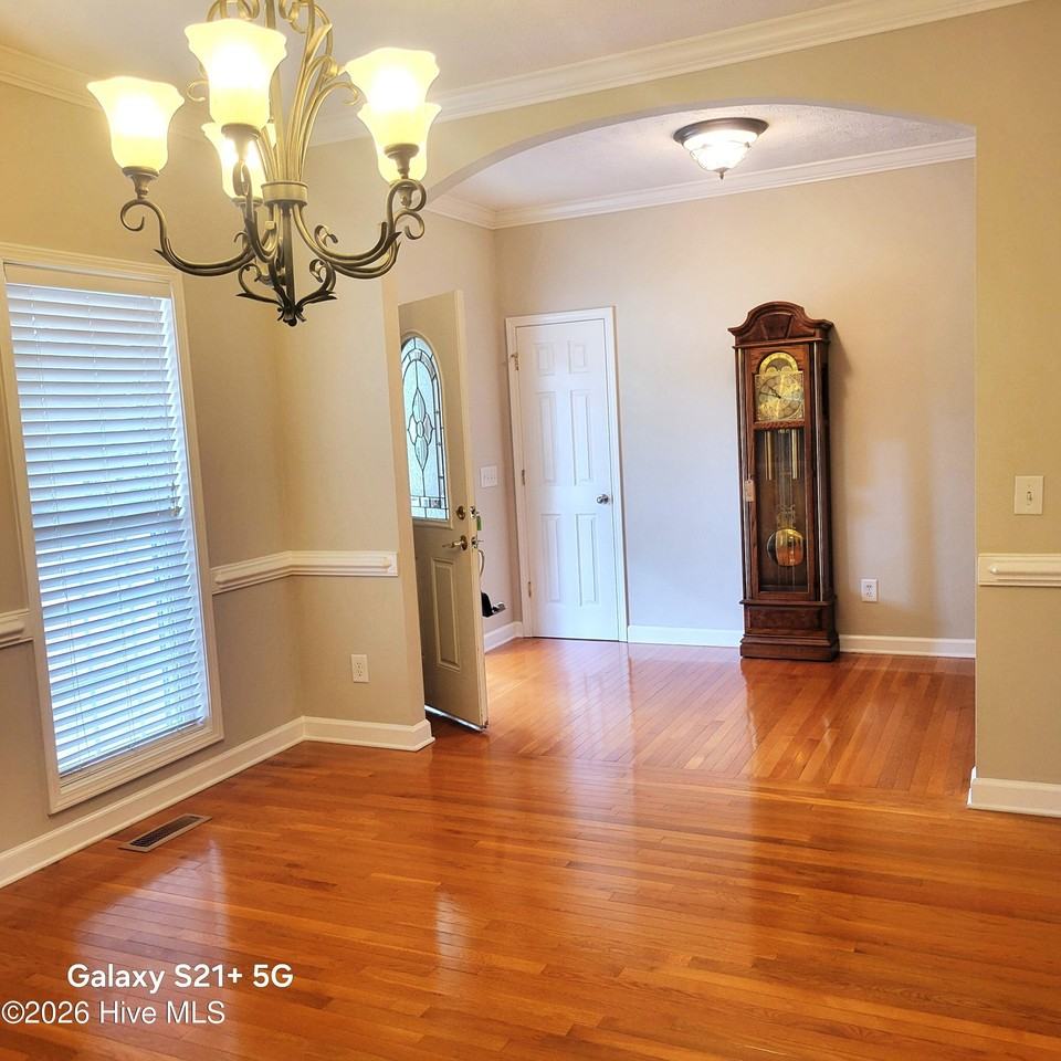 945 Diamondhead Dr S - Photo 5 of 50