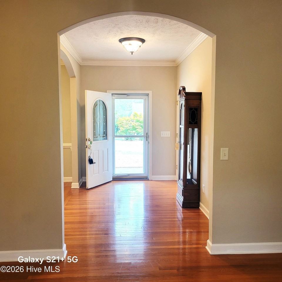 945 Diamondhead Dr S - Photo 6 of 50