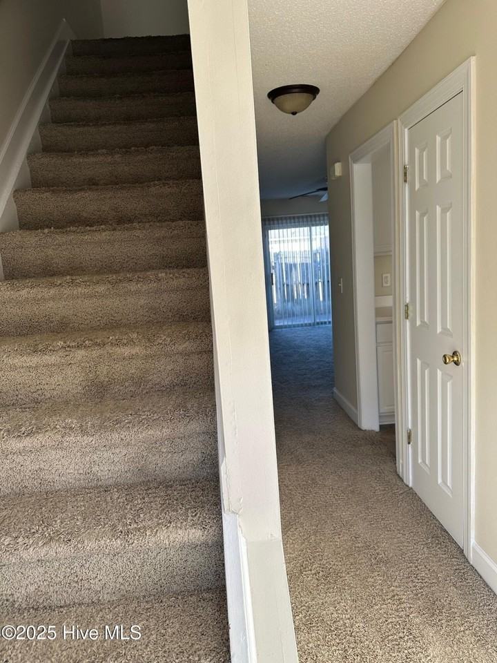 2913 Eastridge Ct #A - Photo 2 of 13