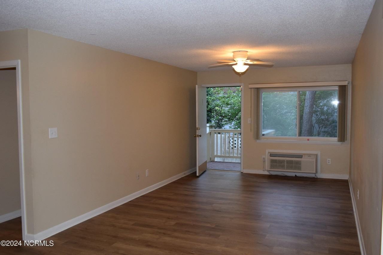 15 Mclean Rd #1 - Photo 5 of 10
