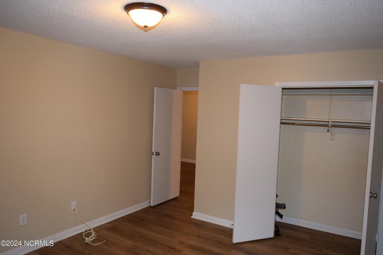 15 Mclean Rd #1 - Photo 7 of 10