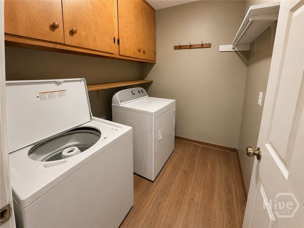 110 Flannigans Pl - Photo 3 of 10