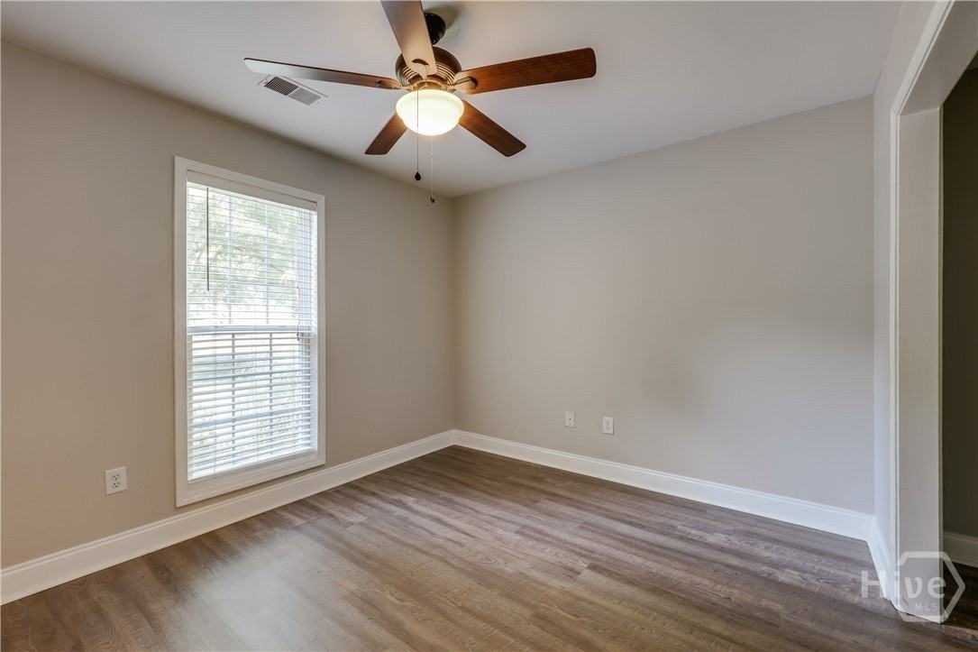183 Oak Meadow Dr - Photo 5 of 15