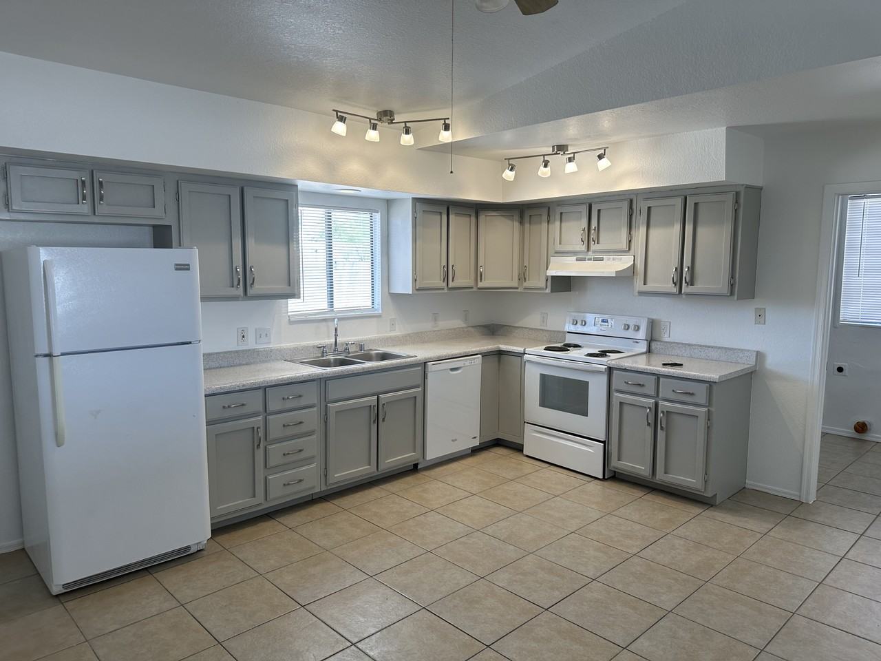 9416 W Rafael Dr #1 - Photo 2 of 25