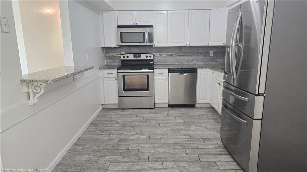 1552 Cedarbrook St - Photo 6 of 28
