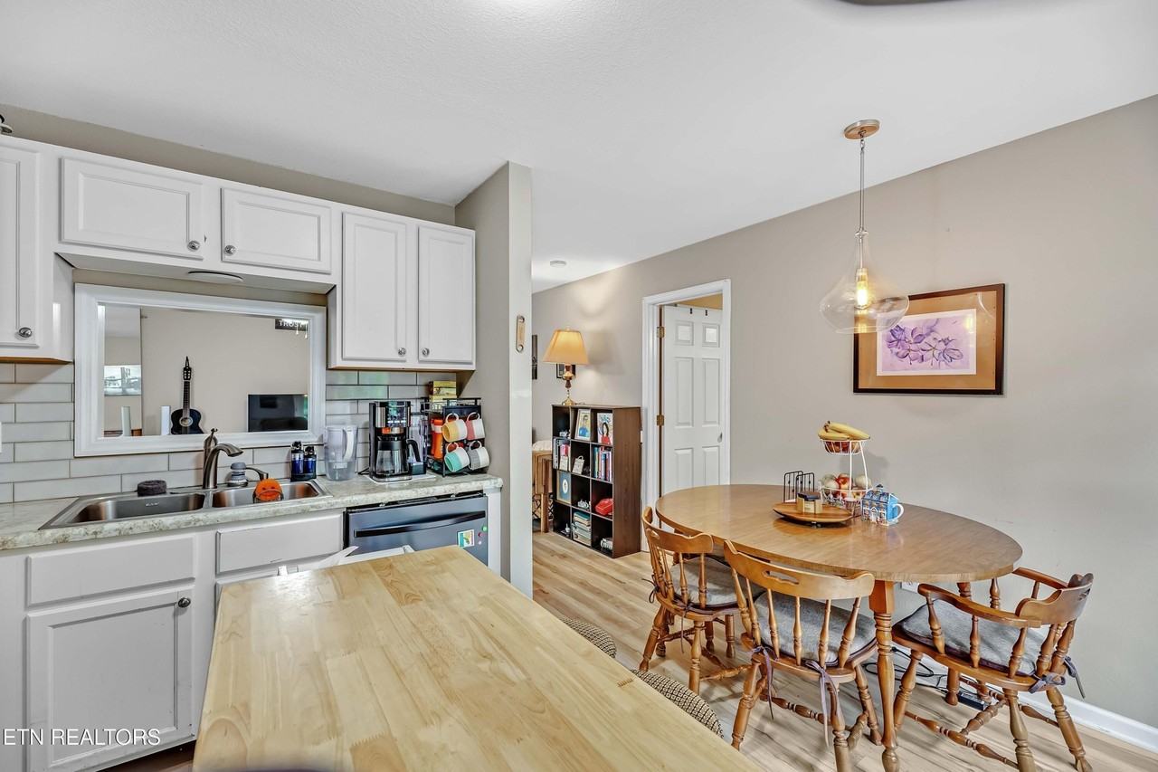 1529 Sails Way - Photo 7 of 24