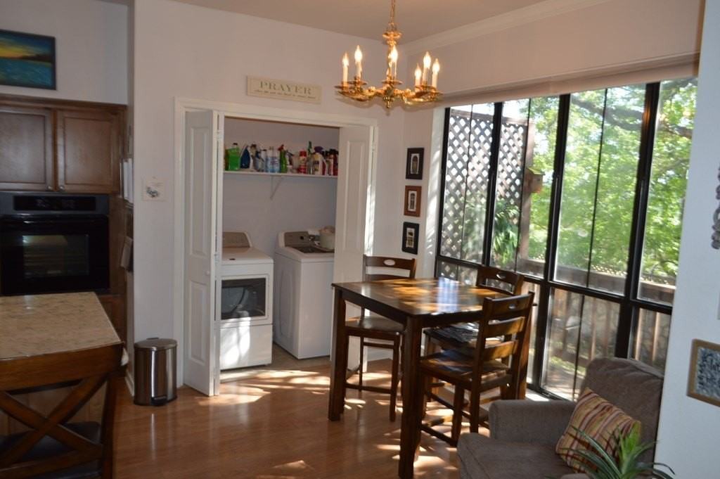 2015 Balmoral Dr - Photo 2 of 5