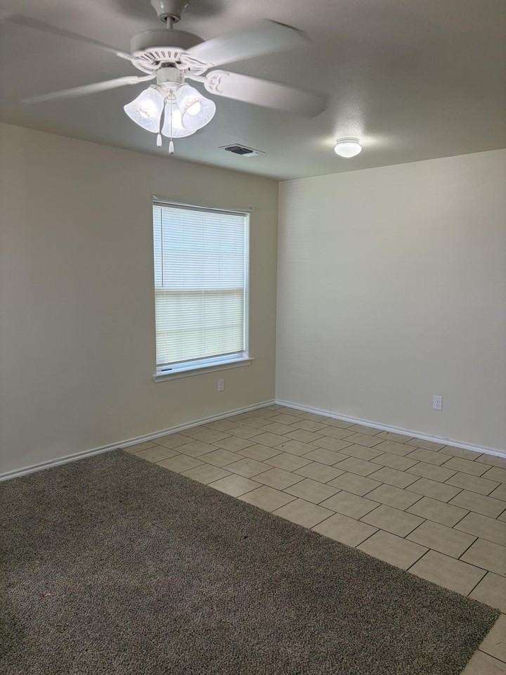 8904 Terrell Ave - Photo 3 of 10