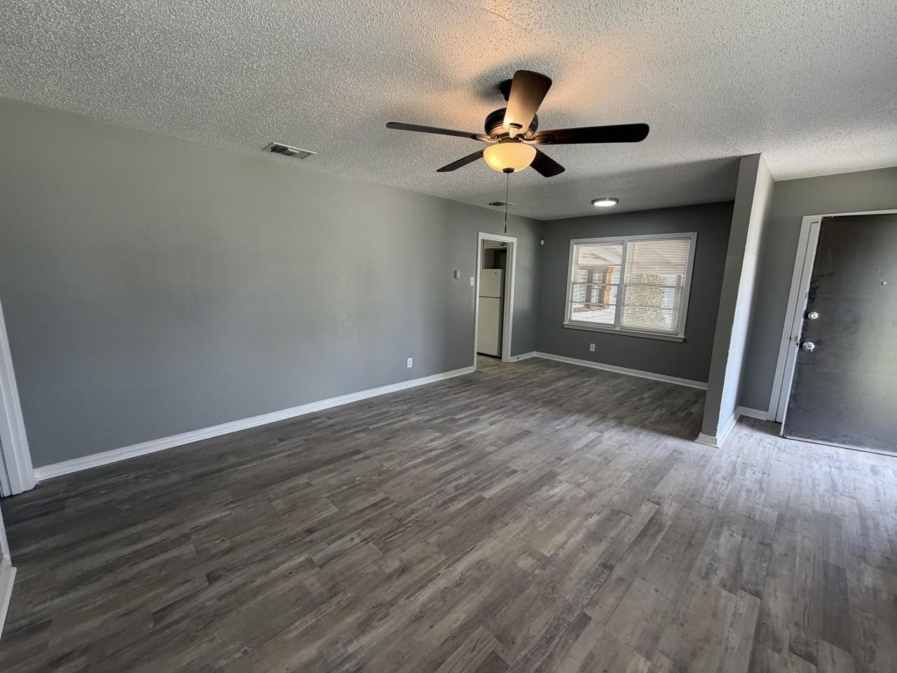 3511 33rd St - Photo 3 of 14