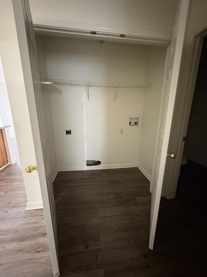 2016 Cornerstone Dr #2 - Photo 7 of 11