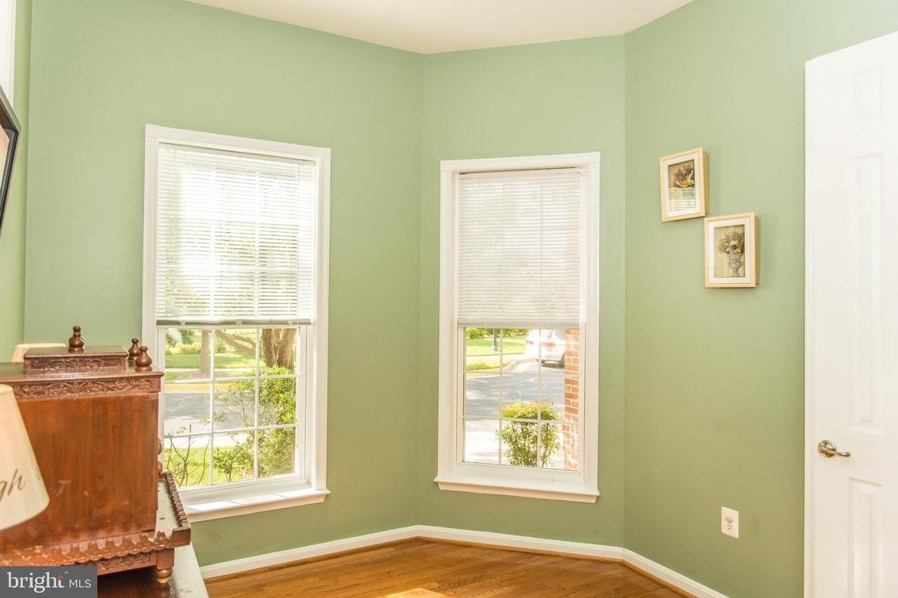 13079 Greg Roy Ln - Photo 2 of 45
