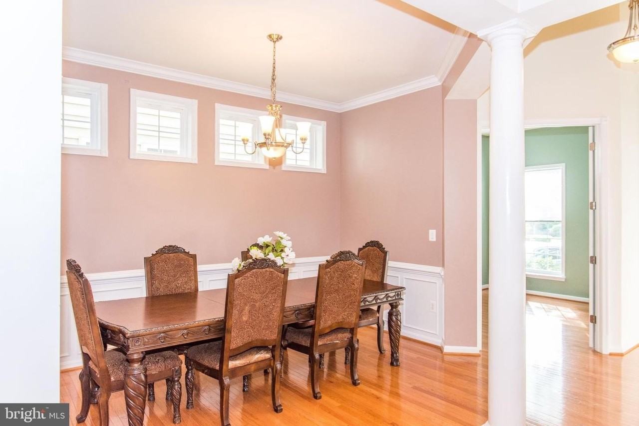 13079 Greg Roy Ln - Photo 4 of 45