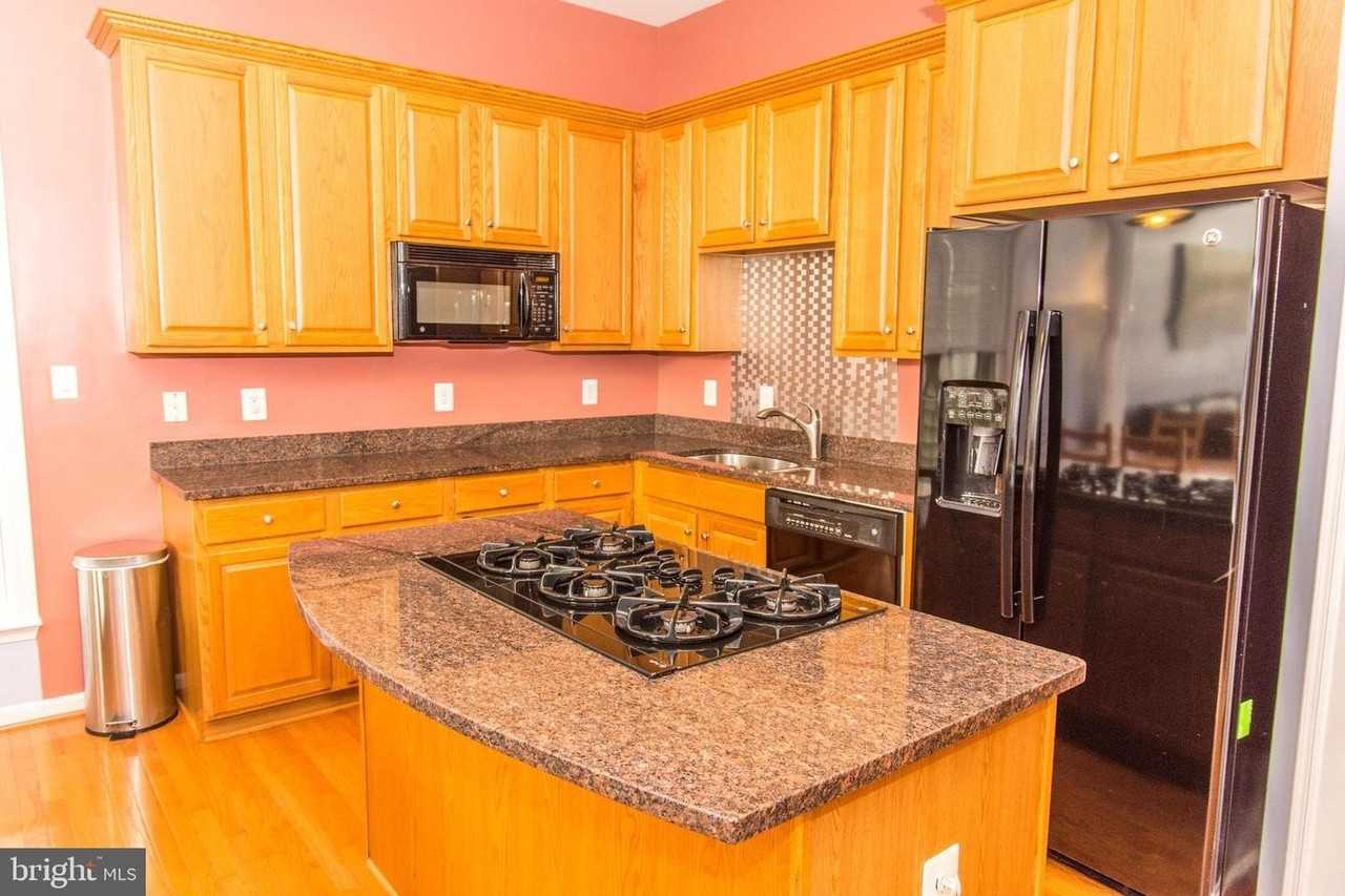13079 Greg Roy Ln - Photo 7 of 45
