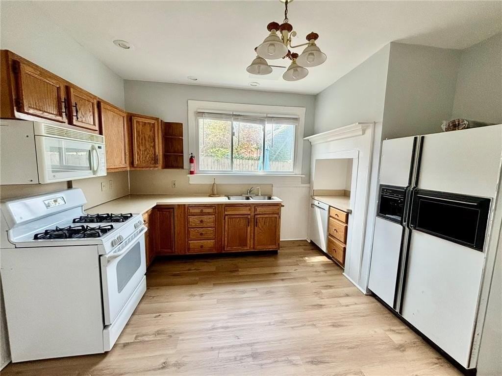 412 Parsons St - Photo 2 of 12