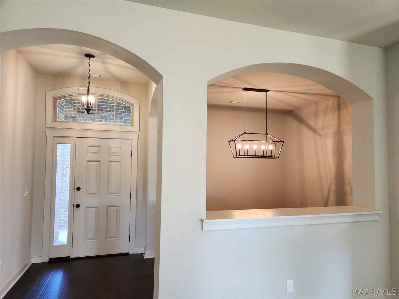 292 Hedgefield Dr - Photo 5 of 39