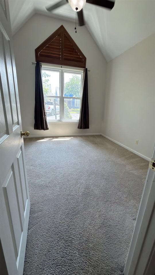 1197 Misty Isle Dr - Photo 4 of 11