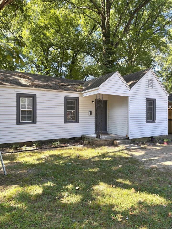 4201 Truman Rd - Photo 2 of 13