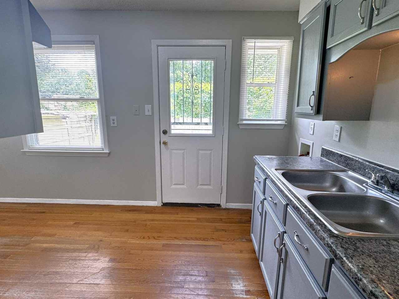 1100 Danita Cv - Photo 6 of 13