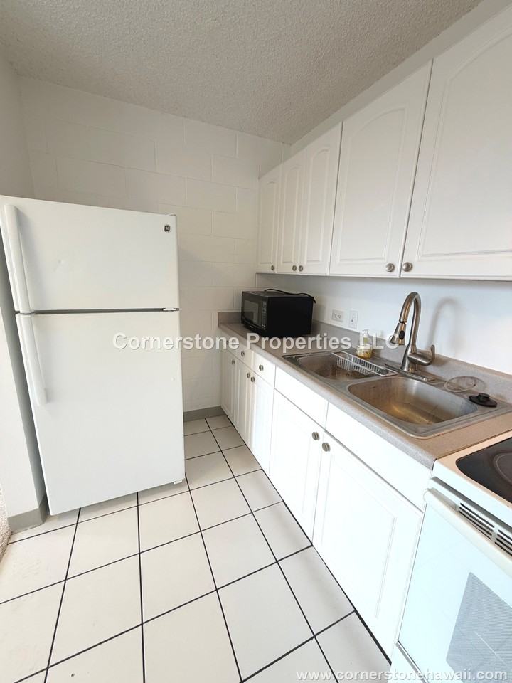 329 California Ave #1 - Photo 6 of 17