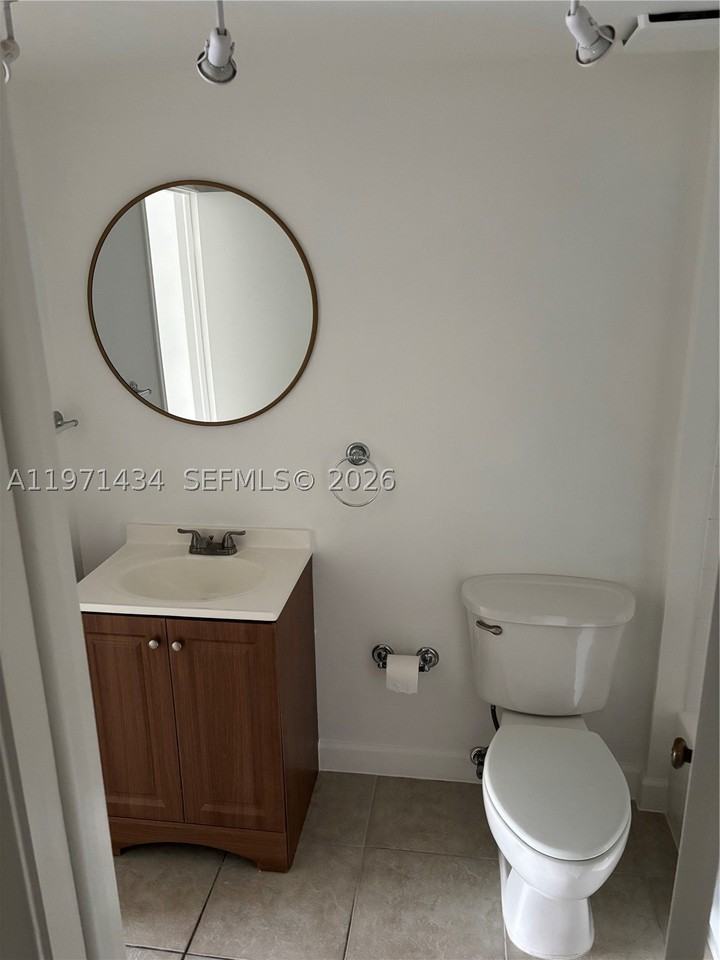 7900 Camino Cir #308 - Photo 5 of 18