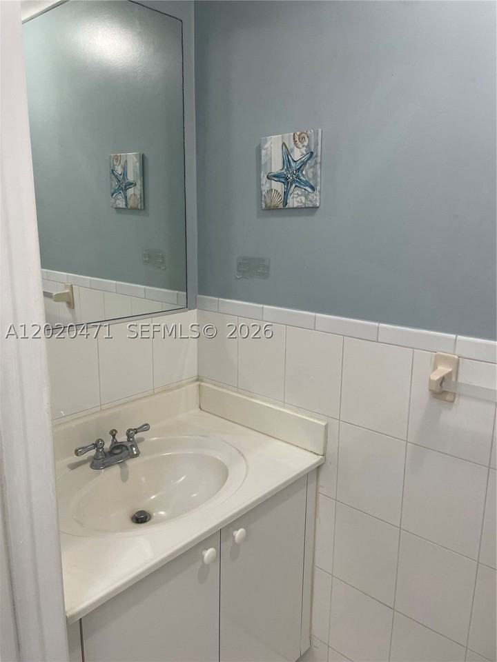 655 W 68th St #4 - Photo 6 of 8