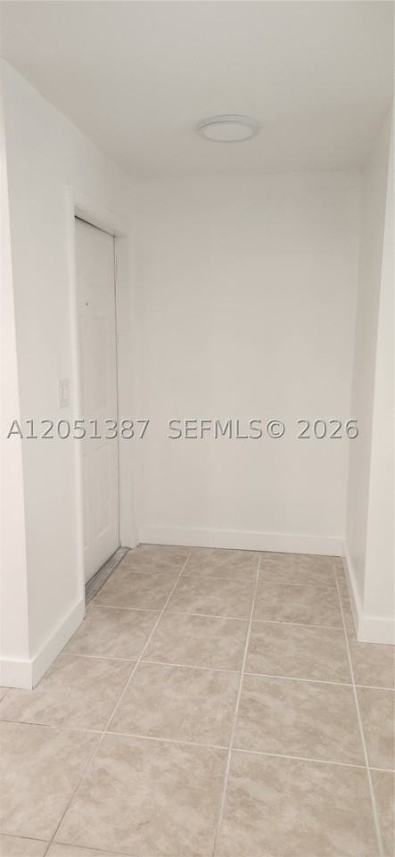 1599 Veracruz Ln - Photo 5 of 38