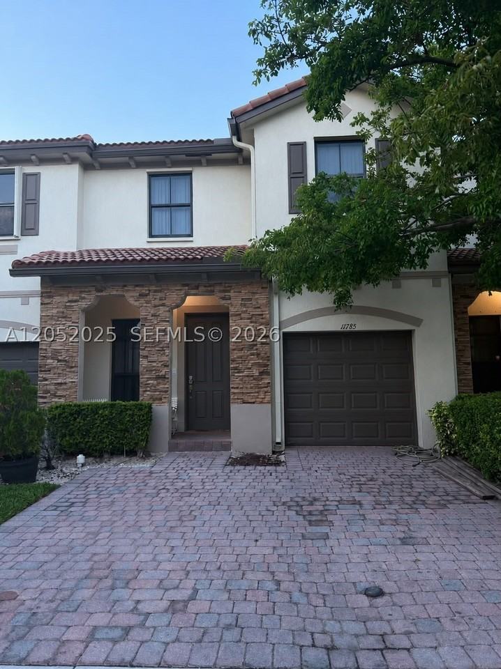 11785 Sw 238th St #1 - Photo 2 of 13