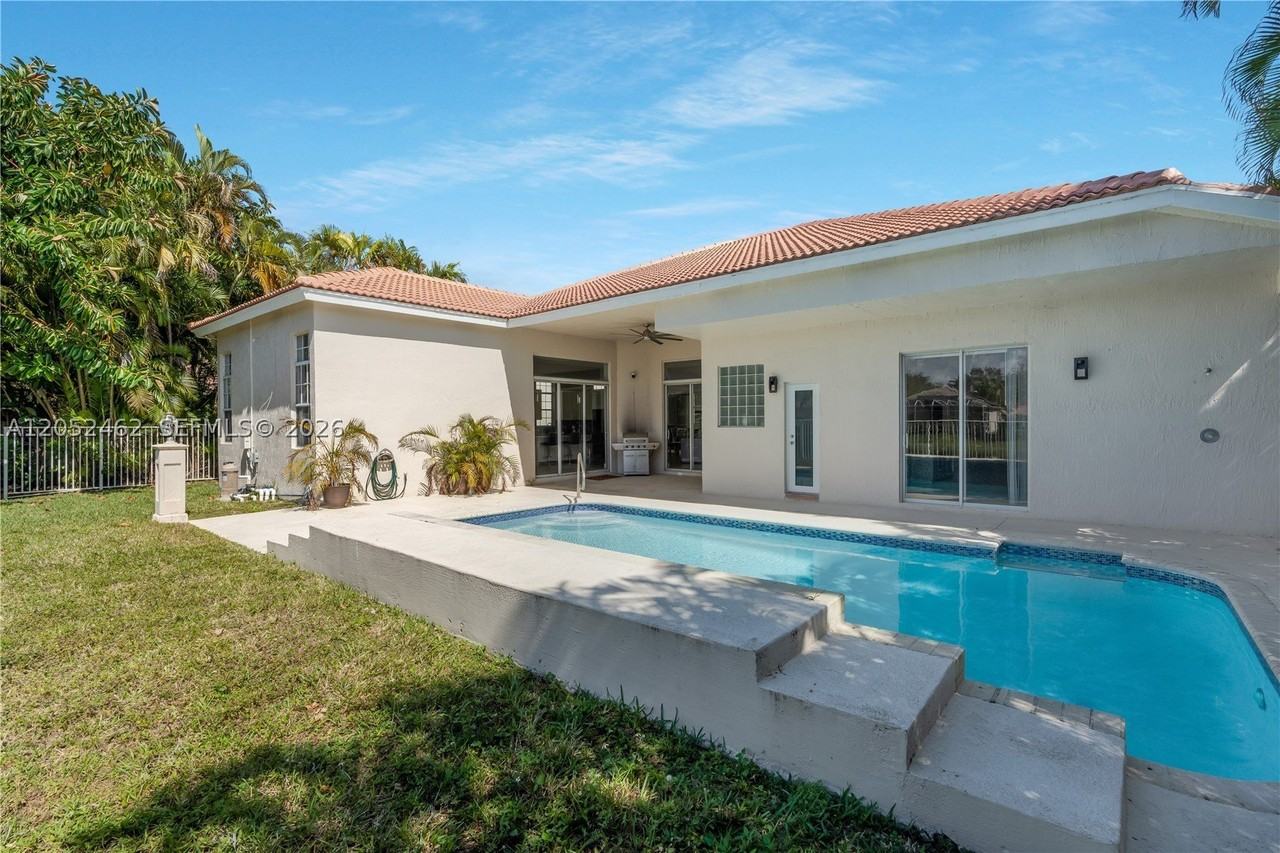 5354 Nw 57th Way - Photo 6 of 38