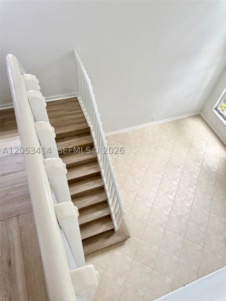 4946 Sw 38th Way #0 - Photo 7 of 42