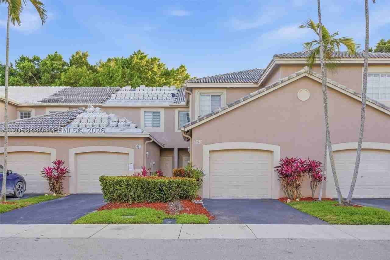 2066 Madeira Dr #2066 - Photo 2 of 42