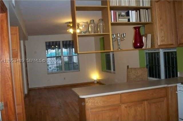 710 Pennsylvania Ave #1 - Photo 3 of 9