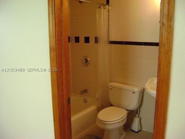 710 Pennsylvania Ave #1 - Photo 6 of 9