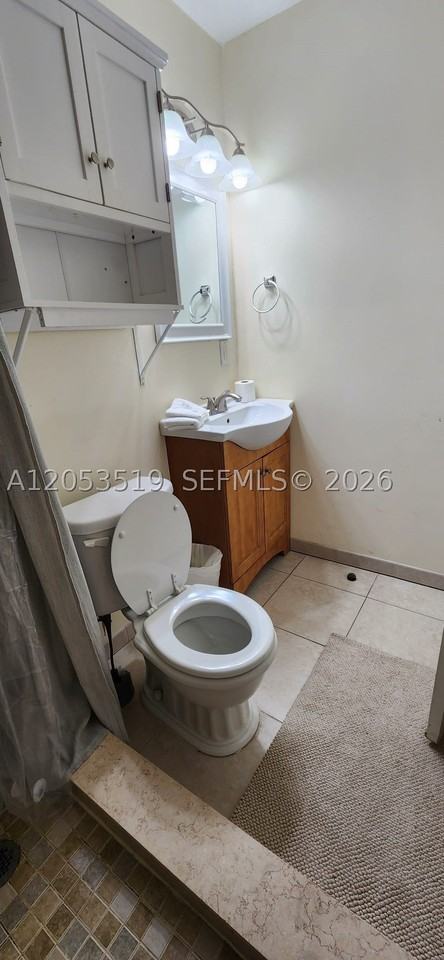 6410 Sw 57th Ct - Photo 5 of 12