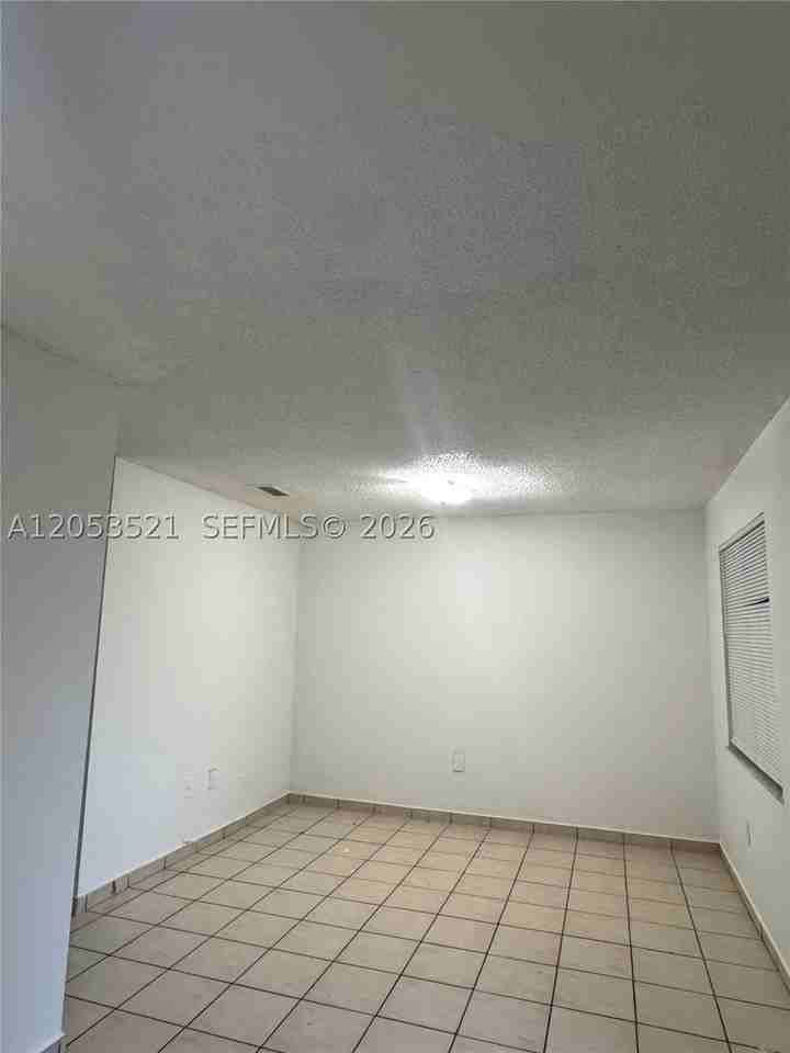 1944 Sw 6th St #6 - Photo 3 of 11
