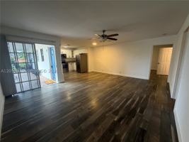 featured image of 1425 Ne 56th St #5